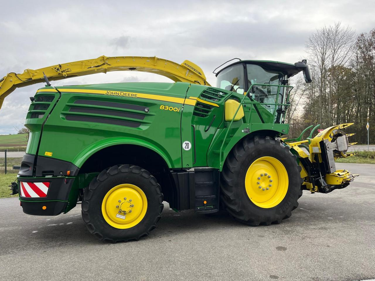 John Deere 8300i JD mit 910Bh, Havestlap, Pickup, Kemper - Koristusmasin: pilt 5 John Deere 8300i JD mit 910Bh, Havestlap, Pickup, Kemper - Koristusmasin: pilt 5