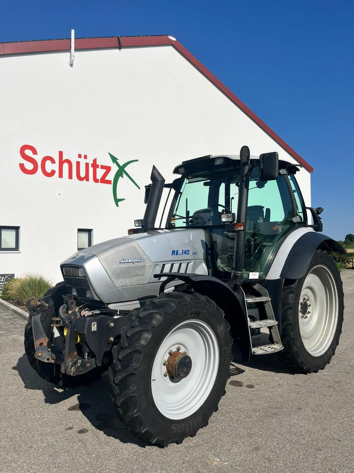 Lamborghini R6.140 DCR mit Frontzapfwelle und Frontkraftheber, Pflegeschlepper - Traktor: pilt 1 Lamborghini R6.140 DCR mit Frontzapfwelle und Frontkraftheber, Pflegeschlepper - Traktor: pilt 1