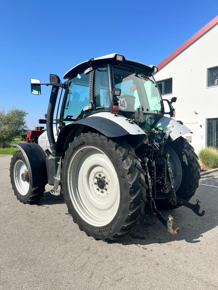 Lamborghini R6.140 DCR mit Frontzapfwelle und Frontkraftheber, Pflegeschlepper - Traktor: pilt 3 Lamborghini R6.140 DCR mit Frontzapfwelle und Frontkraftheber, Pflegeschlepper - Traktor: pilt 3