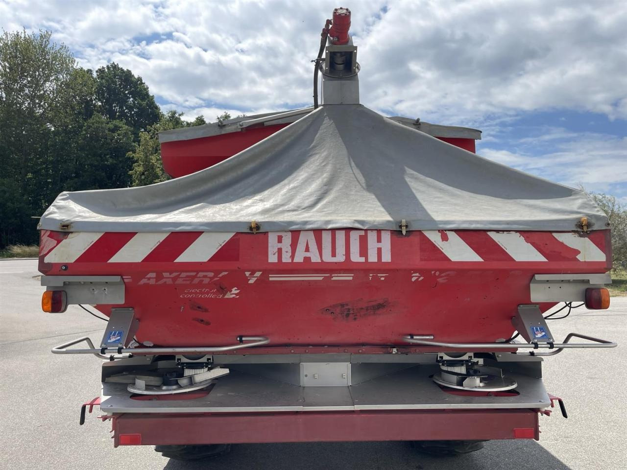 Rauch TWS 5000 Düngerwagen mit Deichsel-Lenkung und Streuer Axera H-EMC, gepflegter Zustand - Väetiselaoturid: pilt 5 Rauch TWS 5000 Düngerwagen mit Deichsel-Lenkung und Streuer Axera H-EMC, gepflegter Zustand - Väetiselaoturid: pilt 5