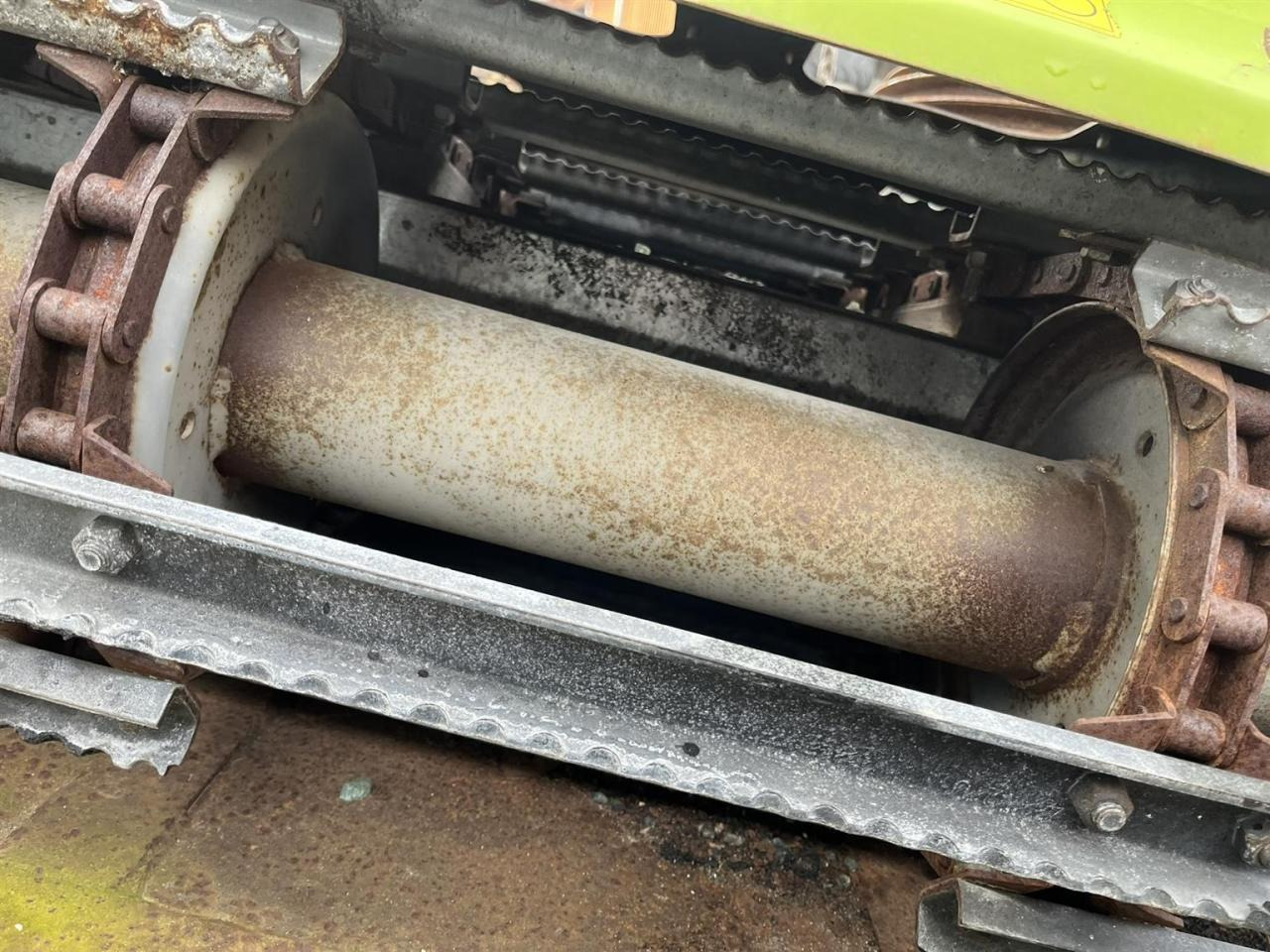 CLAAS Lexion 750 gebrauchter Einzugschacht, Schrägförderer aus Brandmaschine - Varuosa - Kombain: pilt 3 CLAAS Lexion 750 gebrauchter Einzugschacht, Schrägförderer aus Brandmaschine - Varuosa - Kombain: pilt 3