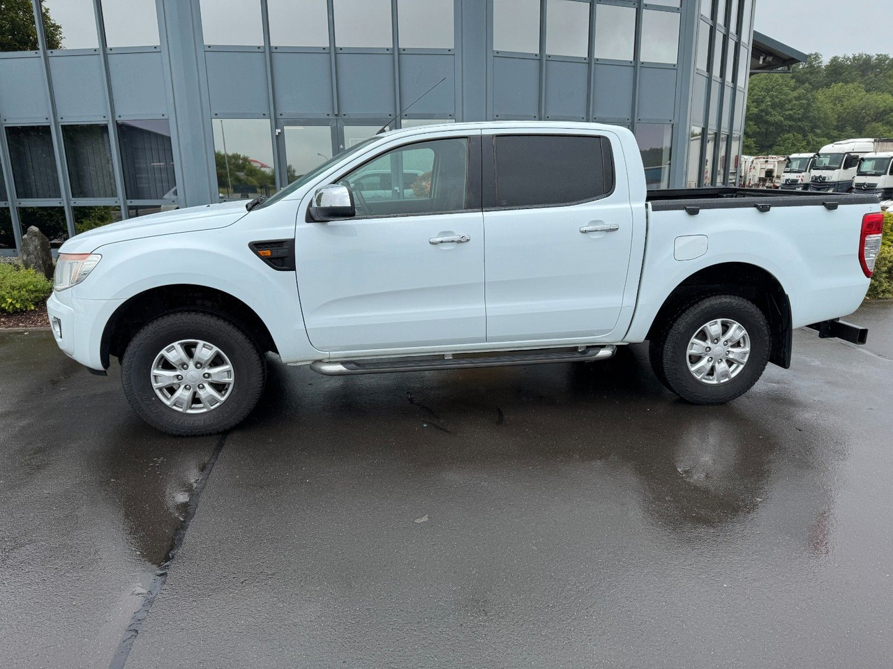 Ford Ranger XLT Doppelkabine 4x4 - Maastur: pilt 1 Ford Ranger XLT Doppelkabine 4x4 - Maastur: pilt 1