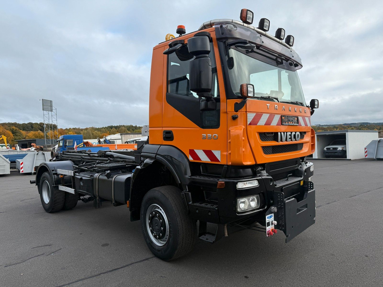 Iveco Trakker 330 EEV Winterdienst Abroll - Konkstõstukiga veoauto: pilt 5 Iveco Trakker 330 EEV Winterdienst Abroll - Konkstõstukiga veoauto: pilt 5