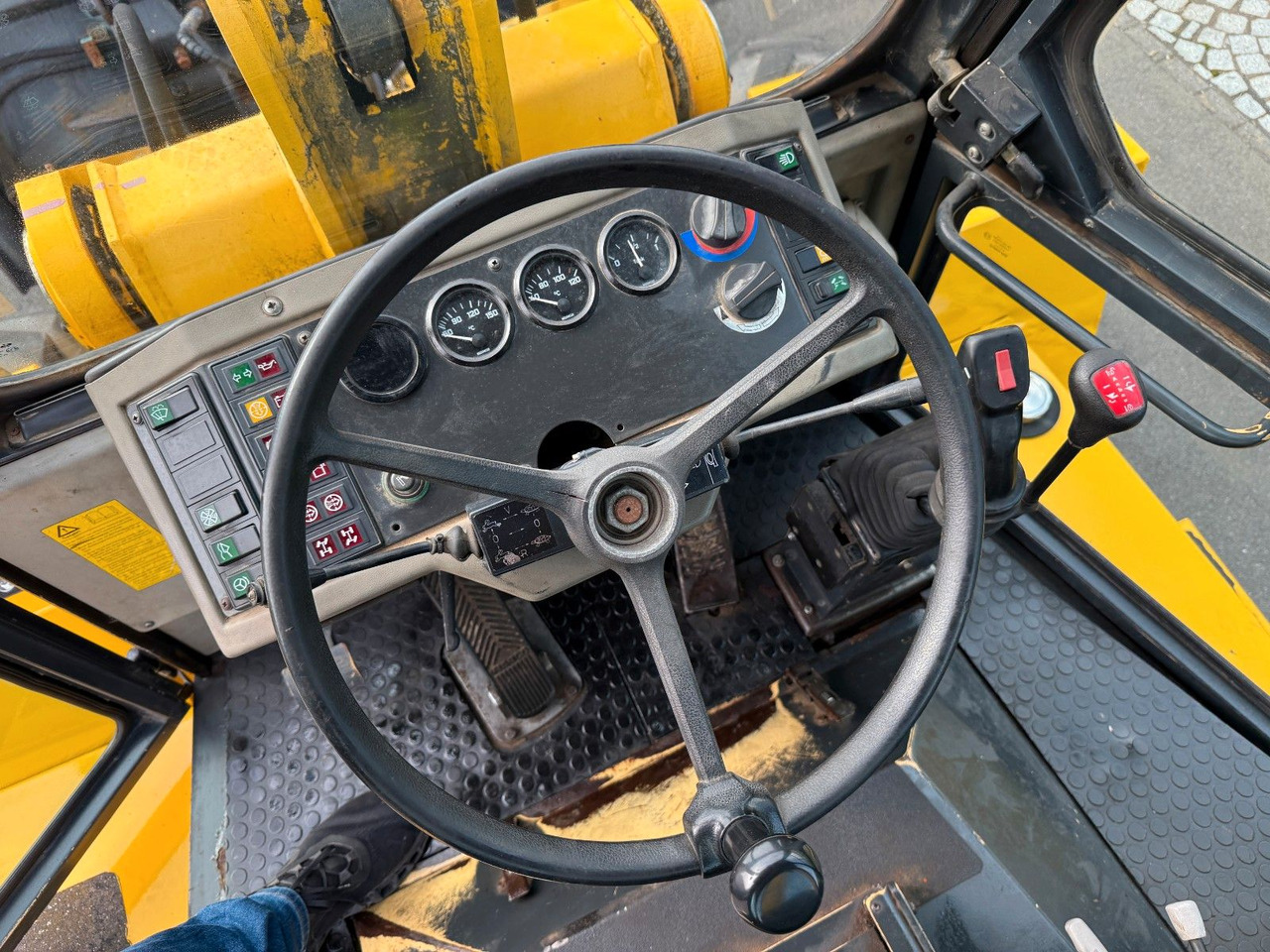 Kramer 616 S Serie II 4+1 Schaufel SW Palettengabel - Ekskavaator-laadur: pilt 5 Kramer 616 S Serie II 4+1 Schaufel SW Palettengabel - Ekskavaator-laadur: pilt 5