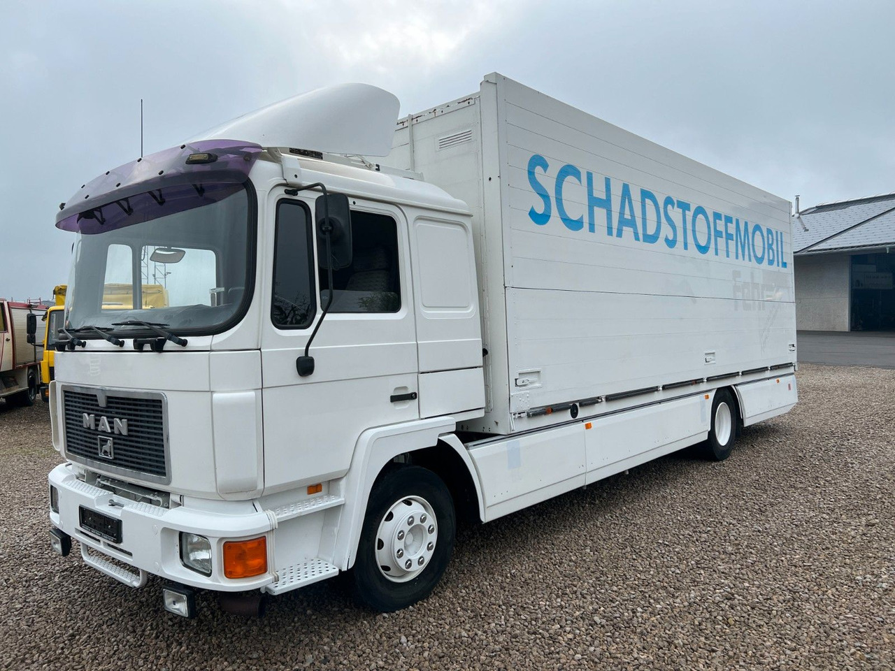 MAN 14.272 Schwenkwand / Schadstoffmobil MAN 14.272 Schwenkwand / Schadstoffmobil - Joogiveok: pilt 1 MAN 14.272 Schwenkwand / Schadstoffmobil MAN 14.272 Schwenkwand / Schadstoffmobil - Joogiveok: pilt 1