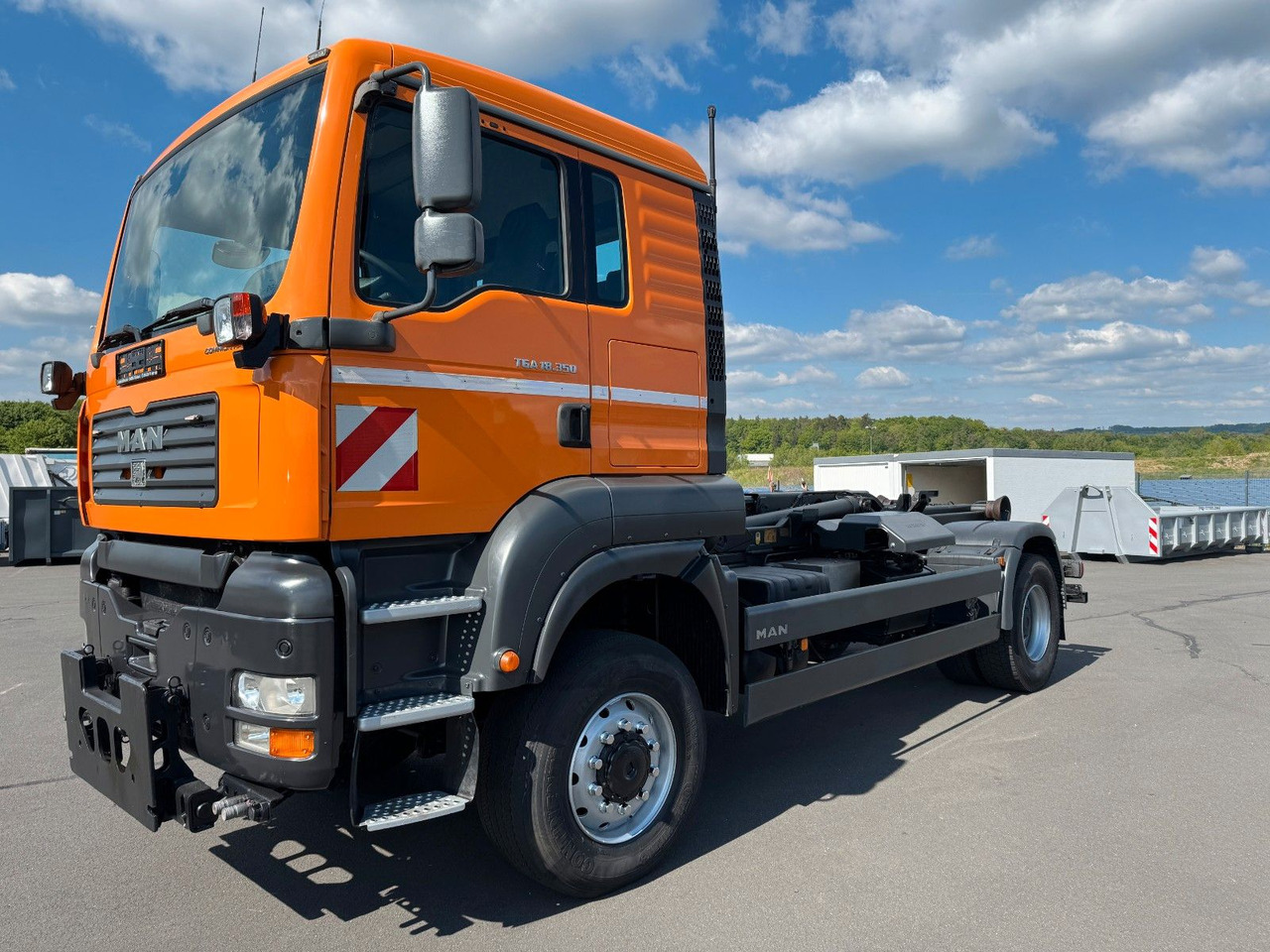 MAN TGA 18.350 4x4 Meiler Abroller RK 14.45 Winterd. - Konkstõstukiga veoauto: pilt 1 MAN TGA 18.350 4x4 Meiler Abroller RK 14.45 Winterd. - Konkstõstukiga veoauto: pilt 1