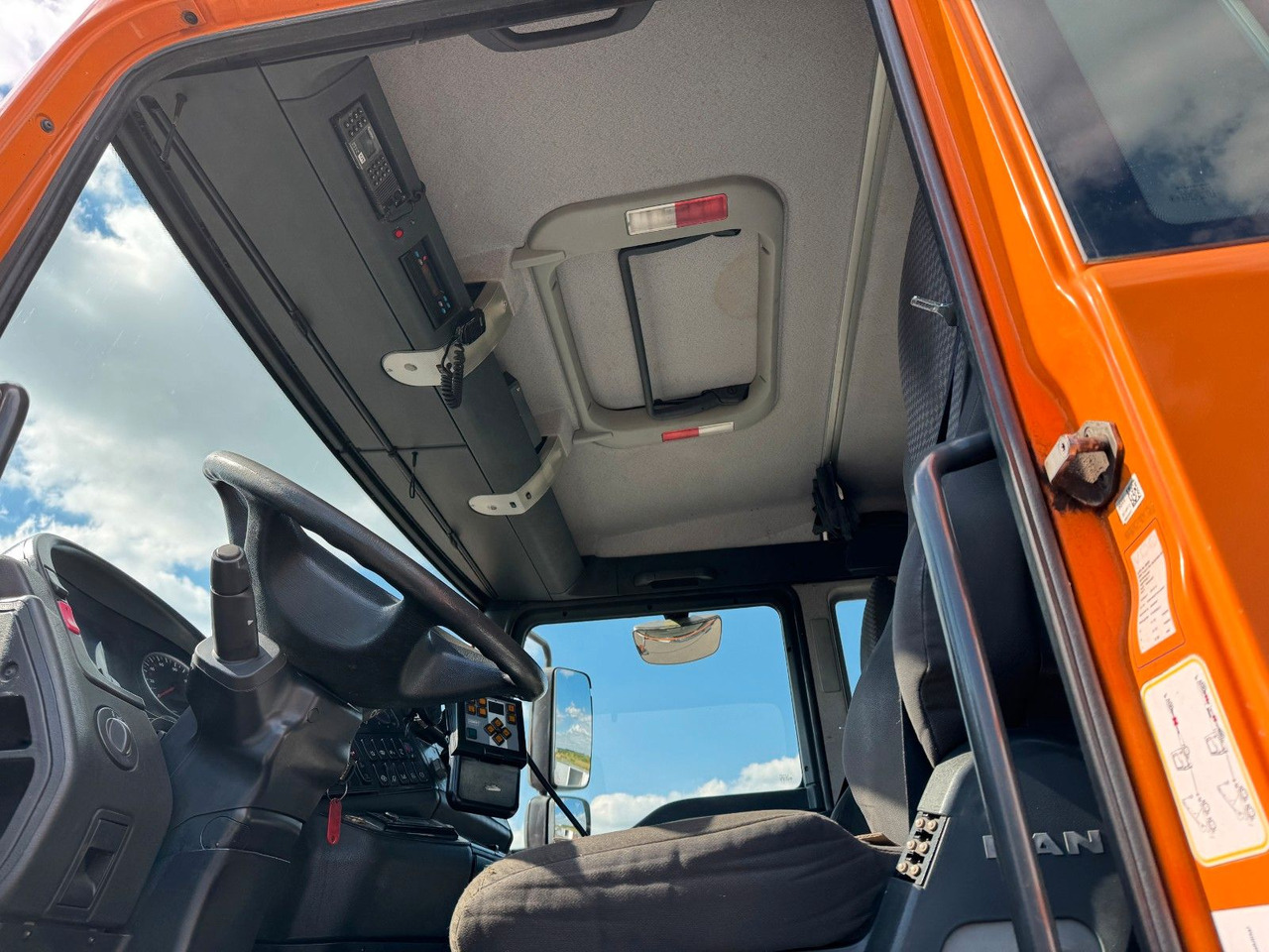 MAN TGA 18.350 4x4 Meiler Abroller RK 14.45 Winterd. - Konkstõstukiga veoauto: pilt 5 MAN TGA 18.350 4x4 Meiler Abroller RK 14.45 Winterd. - Konkstõstukiga veoauto: pilt 5