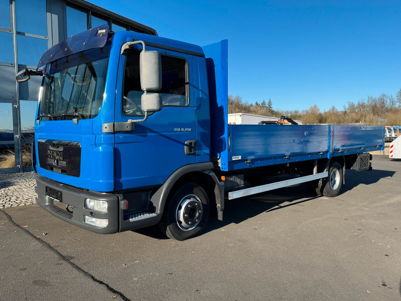 MAN TGL 8.150 Pritsche AHK + Blattfederung MAN TGL 8.150 Pritsche AHK + Blattfederung - Madelauto: pilt 1 MAN TGL 8.150 Pritsche AHK + Blattfederung MAN TGL 8.150 Pritsche AHK + Blattfederung - Madelauto: pilt 1