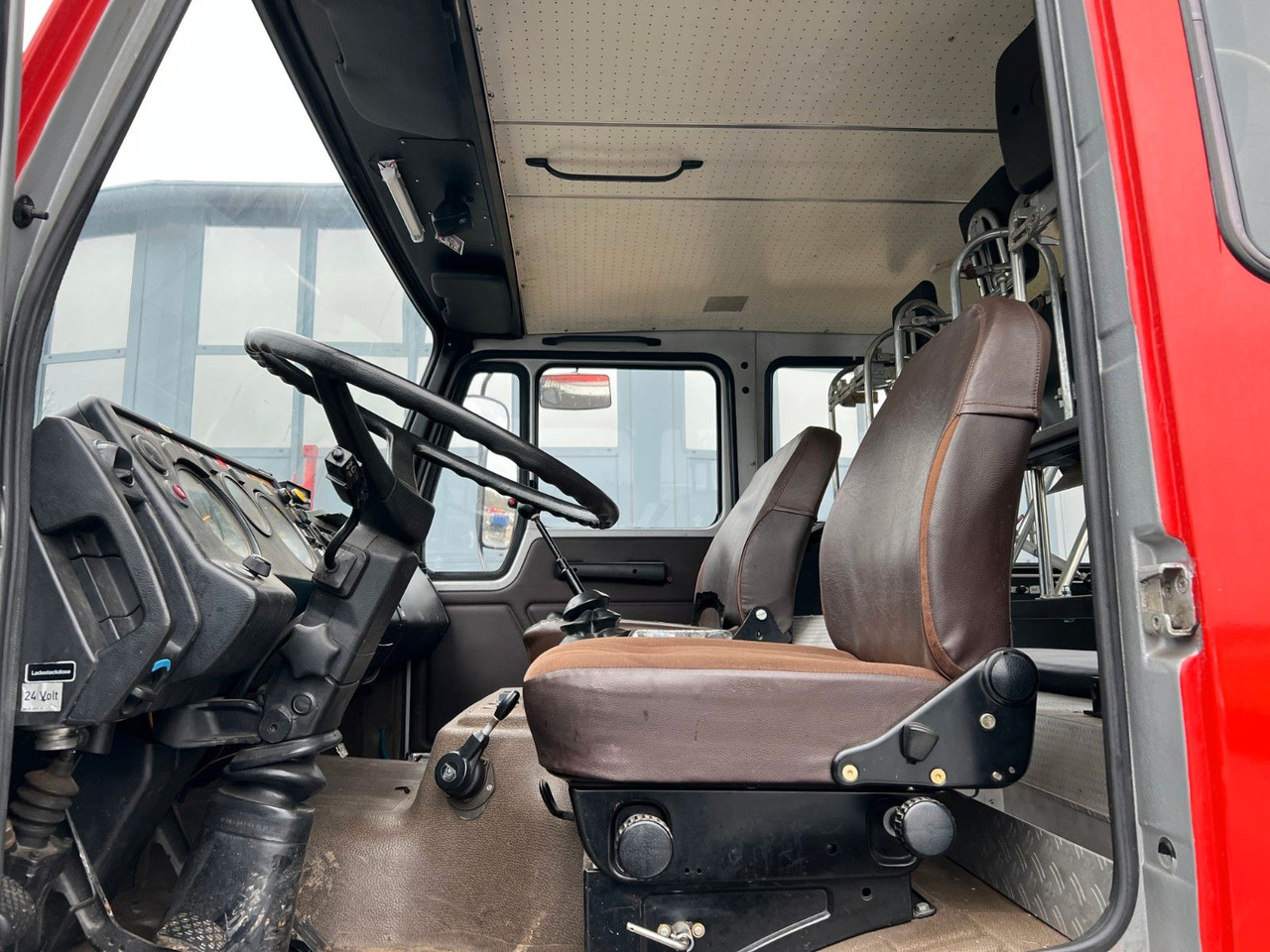 Mercedes-Benz 1019 4x4 Tanklöschfahrzeug Metz TLF 16 Mercedes-Benz 1019 4x4 Tanklöschfahrzeug Metz TLF 16 - Tsisternauto: pilt 4 Mercedes-Benz 1019 4x4 Tanklöschfahrzeug Metz TLF 16 Mercedes-Benz 1019 4x4 Tanklöschfahrzeug Metz TLF 16 - Tsisternauto: pilt 4