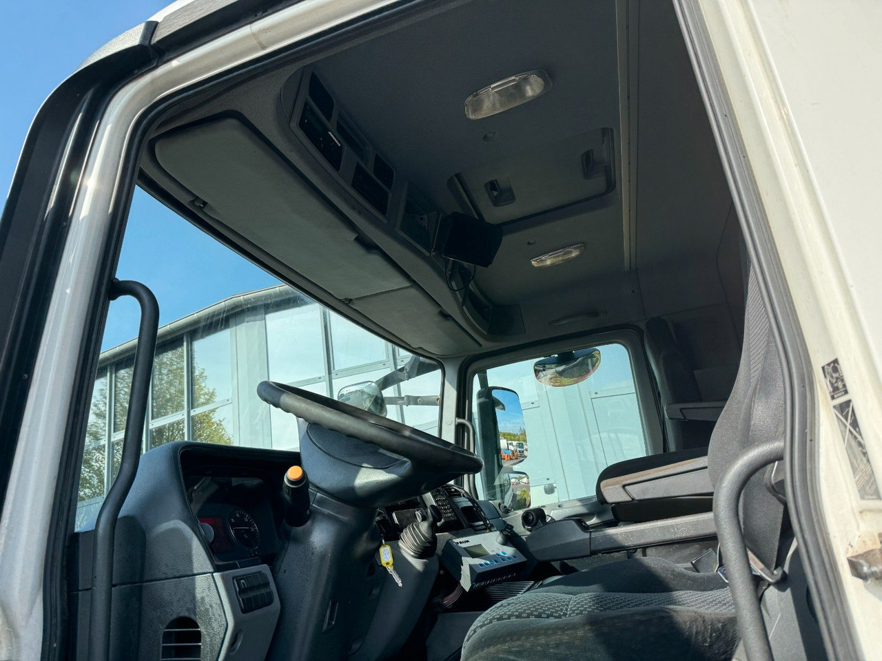 Kabiinišassiiga veoauto Mercedes-Benz Actros 1832 MP 3 Mercedes-Benz Actros 1832 MP 3: pilt 10