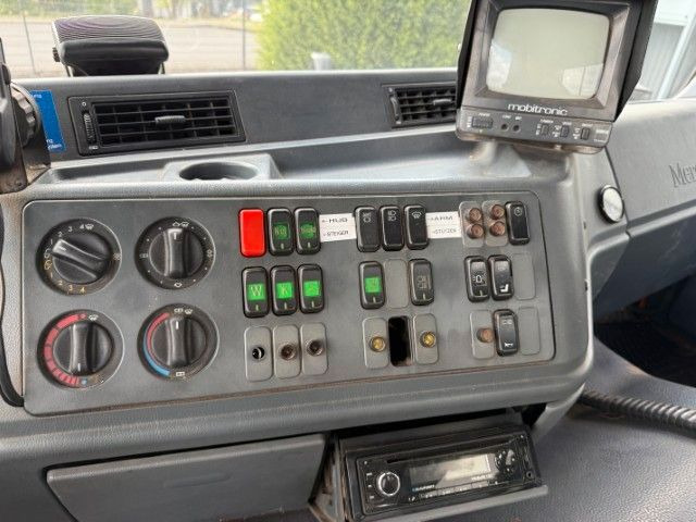Mercedes-Benz Actros 2031 4x4 Hydraulik + Wechselsystem - Kabiinišassiiga veoauto: pilt 5 Mercedes-Benz Actros 2031 4x4 Hydraulik + Wechselsystem - Kabiinišassiiga veoauto: pilt 5