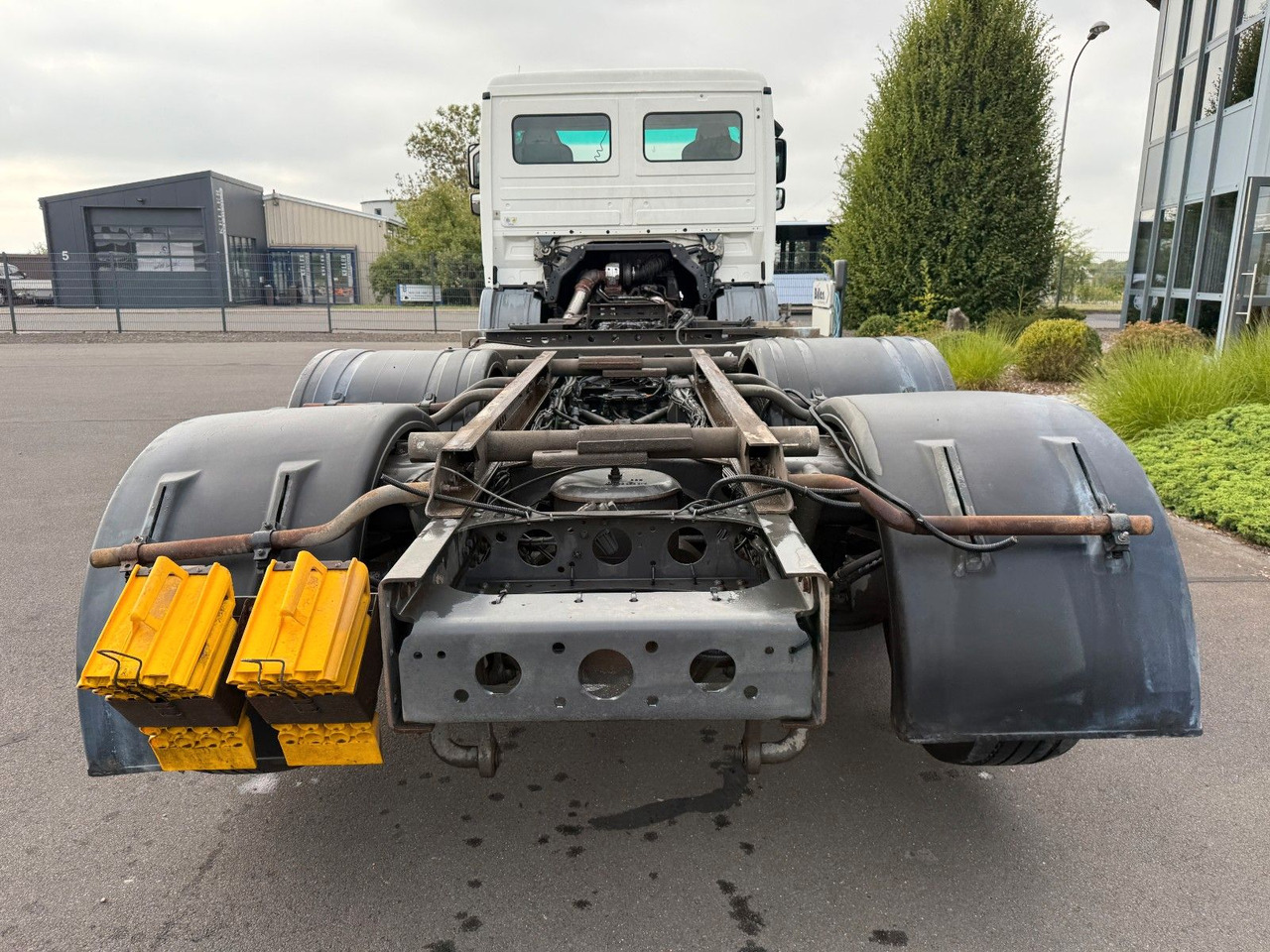 Mercedes-Benz Actros 2532 MP 3 Fahrgestell - Kabiinišassiiga veoauto: pilt 4 Mercedes-Benz Actros 2532 MP 3 Fahrgestell - Kabiinišassiiga veoauto: pilt 4