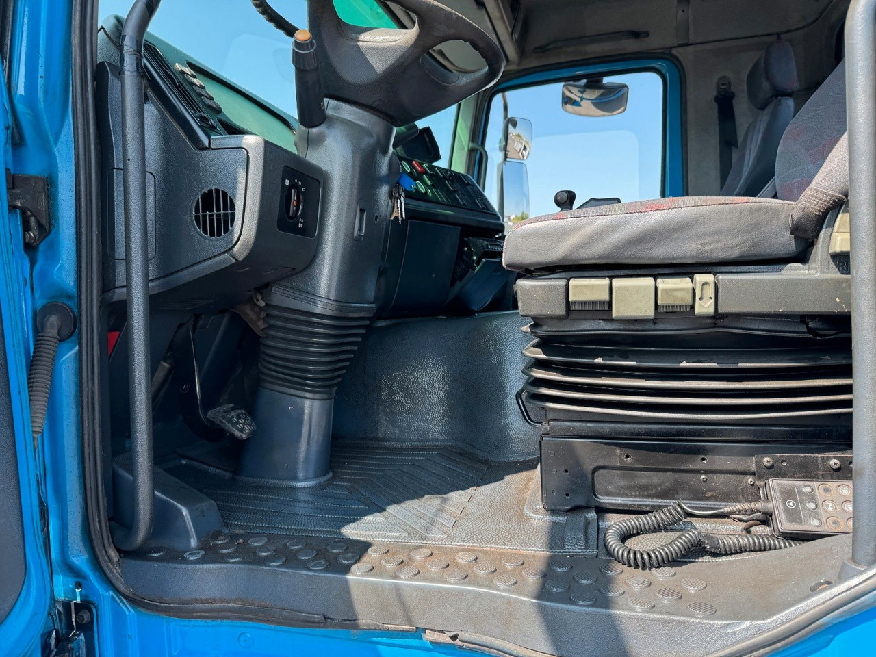 Mercedes-Benz Actros 2540 6x2 Kupplung Klima Hydraulikpumpe - Kabiinišassiiga veoauto: pilt 4 Mercedes-Benz Actros 2540 6x2 Kupplung Klima Hydraulikpumpe - Kabiinišassiiga veoauto: pilt 4