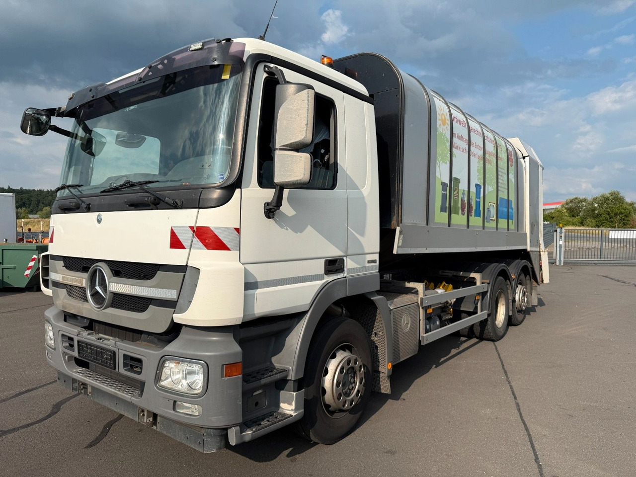 Mercedes-Benz Actros MP3 2532 6x2 Faun Rotorpress 521 - Prügiauto: pilt 1 Mercedes-Benz Actros MP3 2532 6x2 Faun Rotorpress 521 - Prügiauto: pilt 1