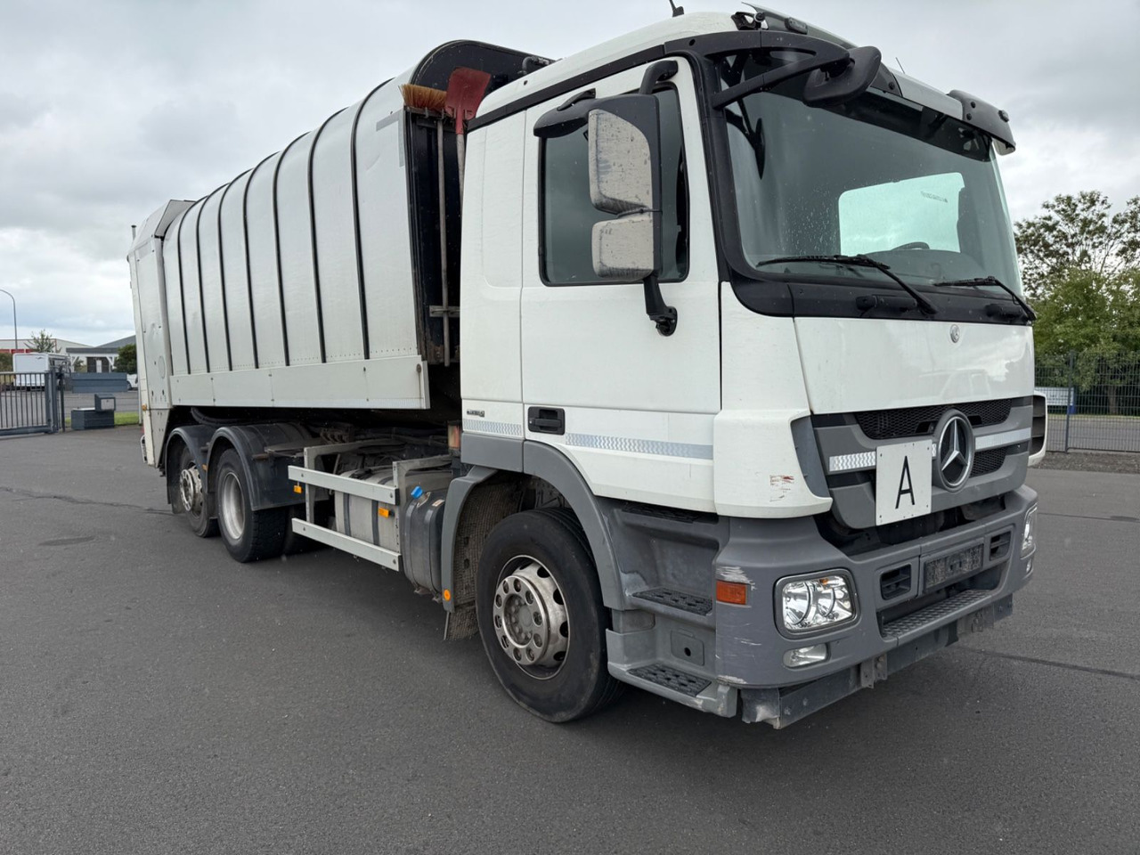 Mercedes-Benz Actros MP3 2532 6x2 Faun Rotorpress 521 - Prügiauto: pilt 3 Mercedes-Benz Actros MP3 2532 6x2 Faun Rotorpress 521 - Prügiauto: pilt 3