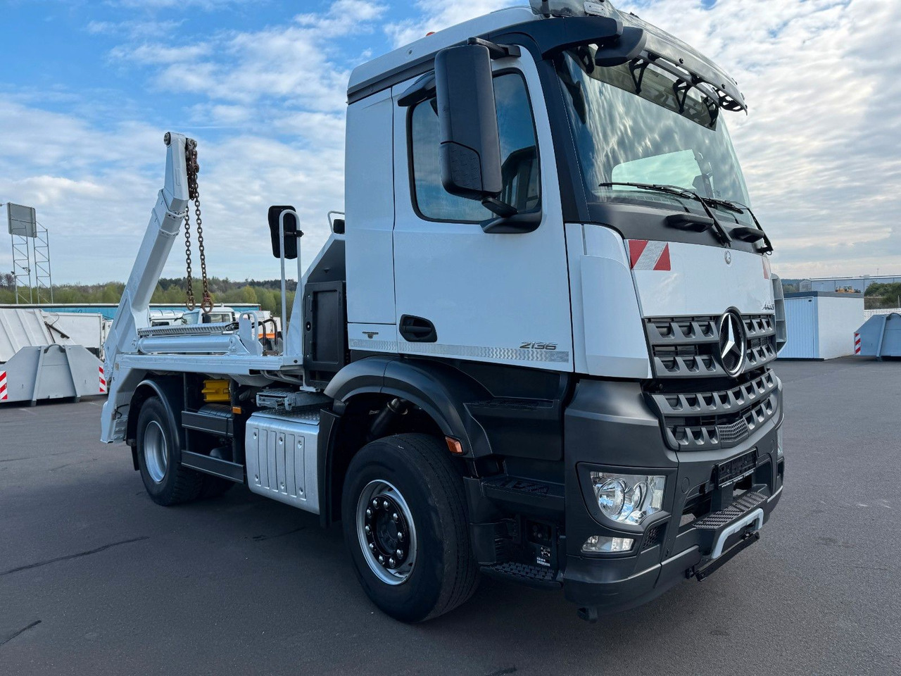 Mercedes-Benz Arocs 2136 Meiler Absetzkipper AK 12. T - Kallurauto: pilt 3 Mercedes-Benz Arocs 2136 Meiler Absetzkipper AK 12. T - Kallurauto: pilt 3