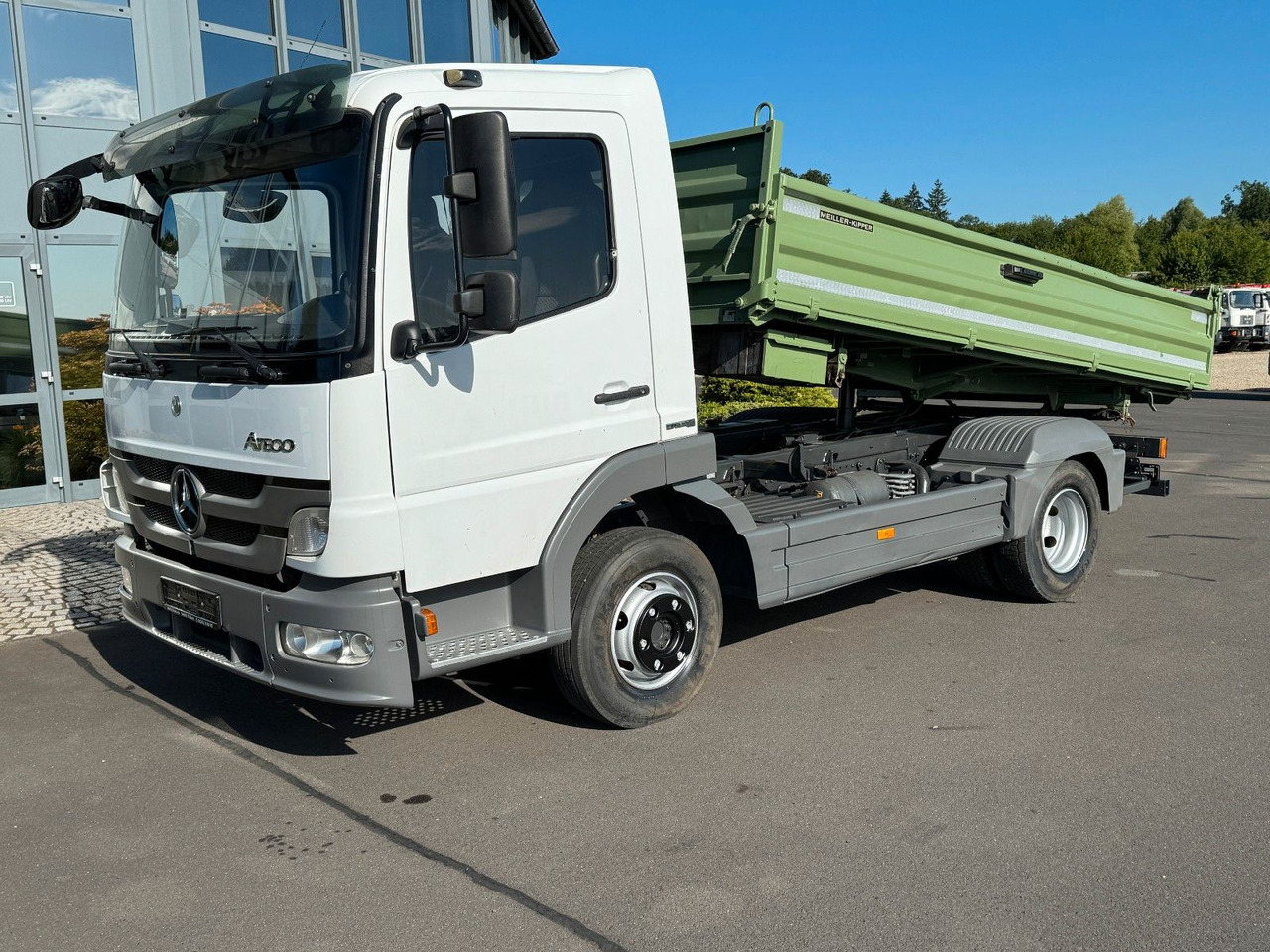 Mercedes-Benz Atego 824K Meiler 3- Seitenkipper + AHK + Hydr. - Tarbesõiduk kallur: pilt 1 Mercedes-Benz Atego 824K Meiler 3- Seitenkipper + AHK + Hydr. - Tarbesõiduk kallur: pilt 1