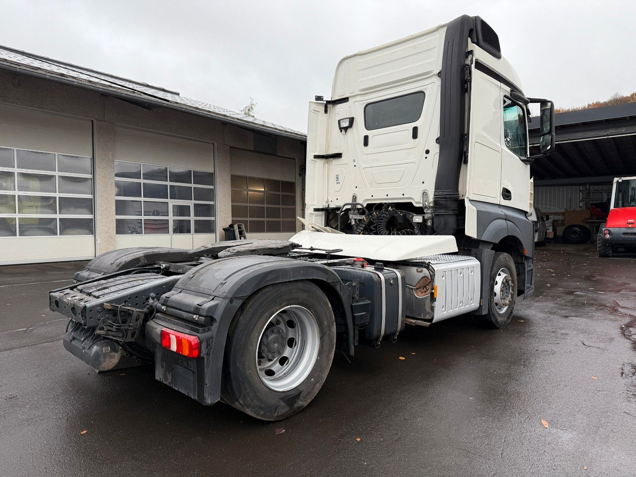 Mercedes-Benz Actros 1843 Stream Space, Hydraulik, Retarder - Sadulveok: pilt 3 Mercedes-Benz Actros 1843 Stream Space, Hydraulik, Retarder - Sadulveok: pilt 3