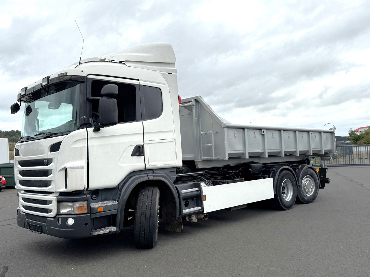 Scania G 440 LB 6x2 Knickhaken Retarder, Klima - Konkstõstukiga veoauto: pilt 1 Scania G 440 LB 6x2 Knickhaken Retarder, Klima - Konkstõstukiga veoauto: pilt 1