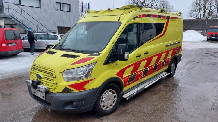 FORD TRANSIT 2,0TDI AMBULANCE KLIMA 1.2018 EURO 6, 3 UNITS - Kiirabiauto: pilt 5 FORD TRANSIT 2,0TDI AMBULANCE KLIMA 1.2018 EURO 6, 3 UNITS - Kiirabiauto: pilt 5