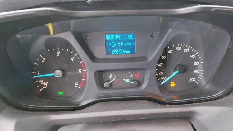 FORD TRANSIT 2,0TDI AMBULANCE KLIMA 12.2018 EURO 6, 3 UNITS - Kiirabiauto: pilt 3 FORD TRANSIT 2,0TDI AMBULANCE KLIMA 12.2018 EURO 6, 3 UNITS - Kiirabiauto: pilt 3