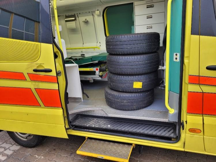 MERCEDES – BENZ SPRINTER 2.2D AMBULANCE (PROFILE) KLIMA 11.2014 EURO 5 - Kiirabiauto: pilt 5 MERCEDES – BENZ SPRINTER 2.2D AMBULANCE (PROFILE) KLIMA 11.2014 EURO 5 - Kiirabiauto: pilt 5