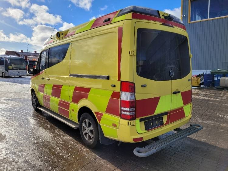 MERCEDES – BENZ SPRINTER 3.0D AMBULANCE (PROFILE) KLIMA 2.2016 EURO 6  - Kiirabiauto: pilt 3 MERCEDES – BENZ SPRINTER 3.0D AMBULANCE (PROFILE) KLIMA 2.2016 EURO 6  - Kiirabiauto: pilt 3