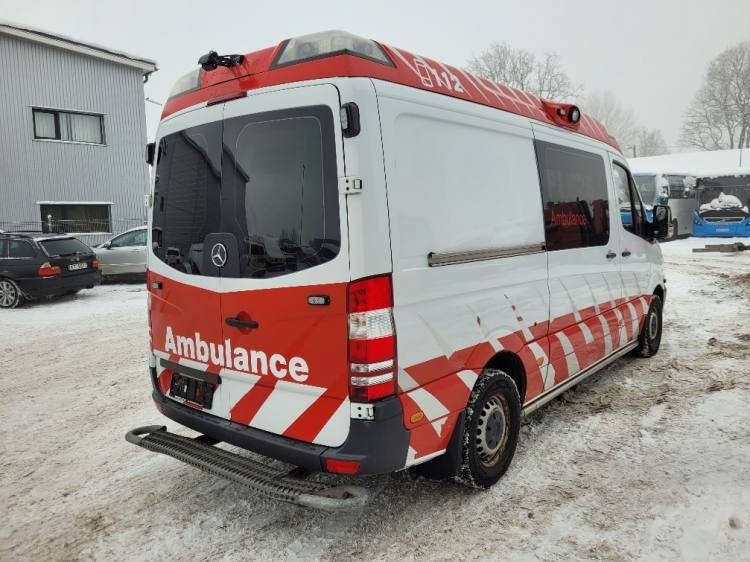 MERCEDES – BENZ SPRINTER 3.0D AMBULANCE (PROFILE) KLIMA 7.2015 EURO 6 - Kiirabiauto: pilt 4 MERCEDES – BENZ SPRINTER 3.0D AMBULANCE (PROFILE) KLIMA 7.2015 EURO 6 - Kiirabiauto: pilt 4