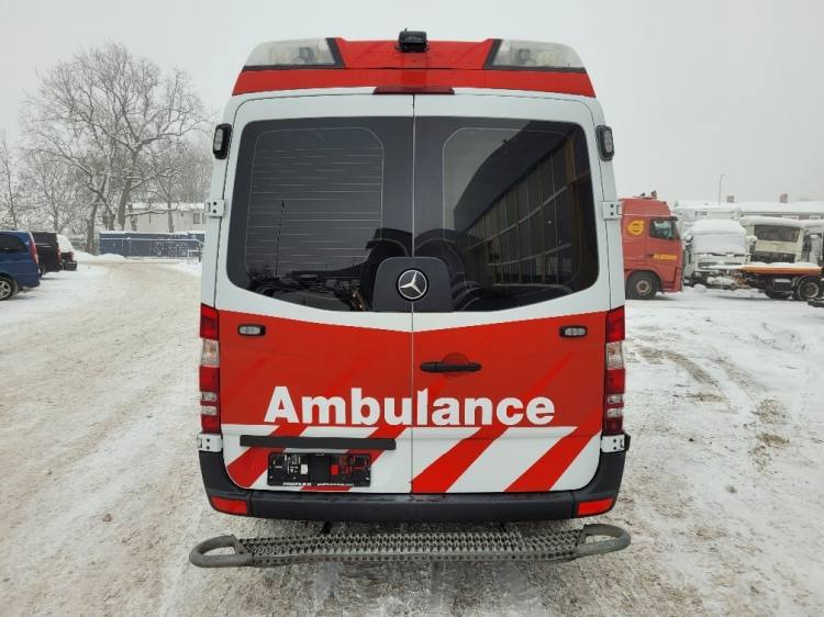 MERCEDES – BENZ SPRINTER 3.0D AMBULANCE (PROFILE) KLIMA 7.2015 EURO 6 - Kiirabiauto: pilt 5 MERCEDES – BENZ SPRINTER 3.0D AMBULANCE (PROFILE) KLIMA 7.2015 EURO 6 - Kiirabiauto: pilt 5