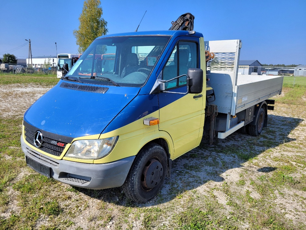 MERCEDES – BENZ SPRINTER 616CDI HIAB 027-2 Crane 10.2004 - Madelauto: pilt 2 MERCEDES – BENZ SPRINTER 616CDI HIAB 027-2 Crane 10.2004 - Madelauto: pilt 2