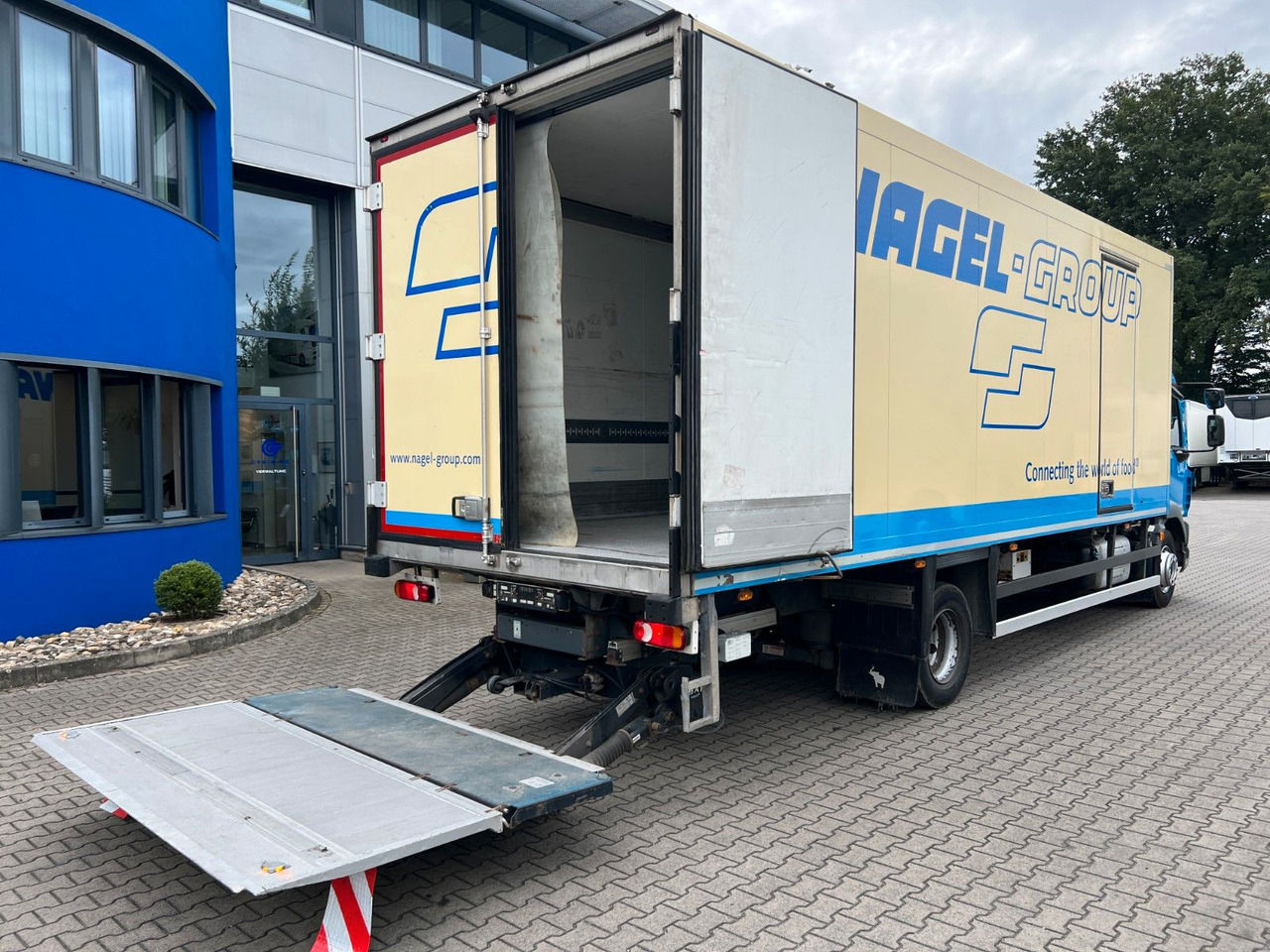 DAF LF 280 FA 16t. Multitemp, T1000 Spectrum - Külmutiga veoauto: pilt 3 DAF LF 280 FA 16t. Multitemp, T1000 Spectrum - Külmutiga veoauto: pilt 3