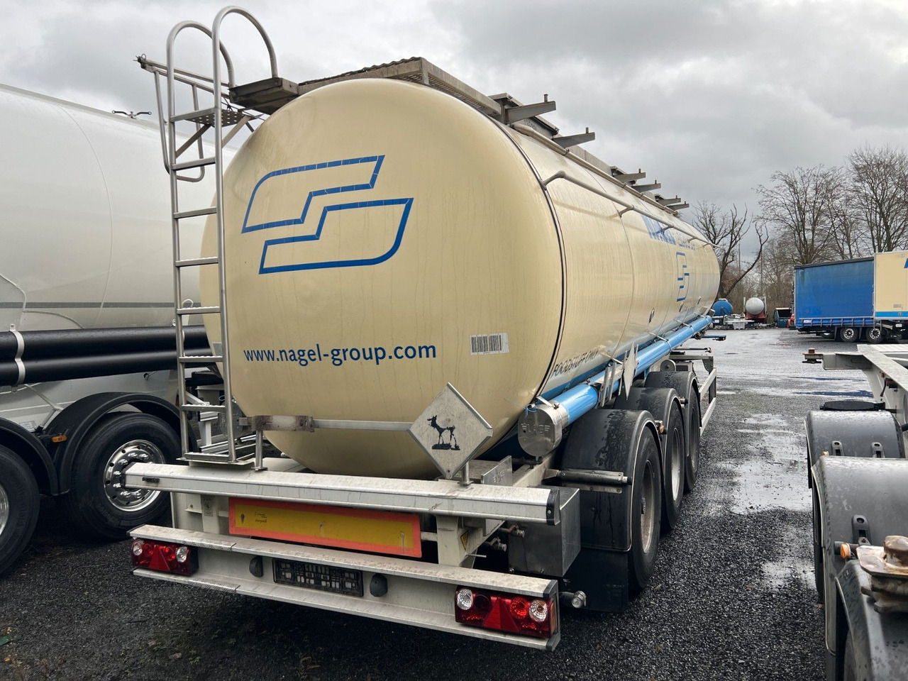 Lag 32.000 l Lebensmitteltank, 3 Kammern, ADR - Tsistern poolhaagis: pilt 3 Lag 32.000 l Lebensmitteltank, 3 Kammern, ADR - Tsistern poolhaagis: pilt 3