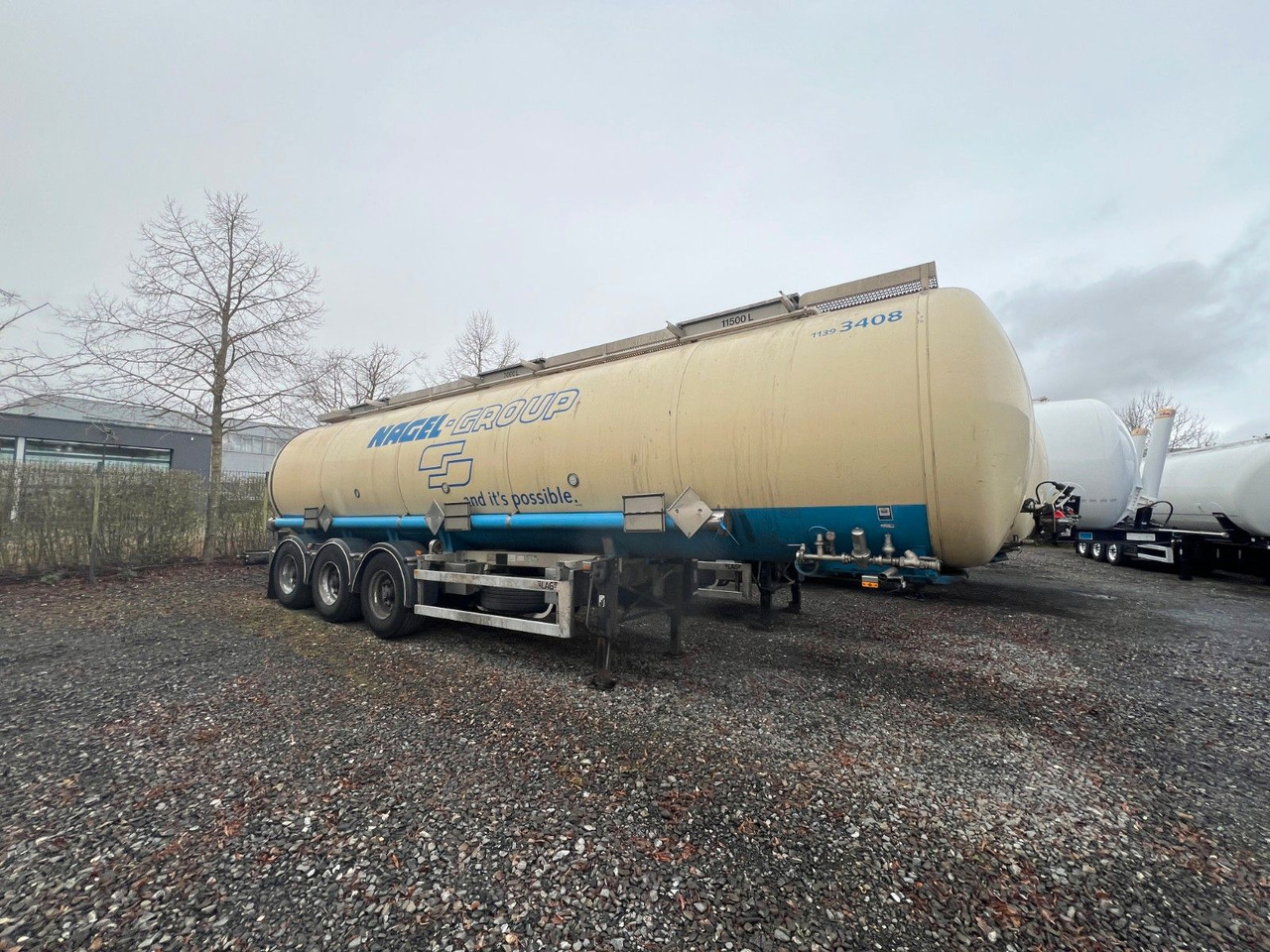 Lag 32000 l Lebensmitteltank mit 3 Kammern, ADR - Tsistern poolhaagis: pilt 3 Lag 32000 l Lebensmitteltank mit 3 Kammern, ADR - Tsistern poolhaagis: pilt 3