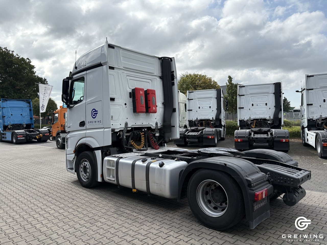 Mercedes-Benz 1845 LS 4x2, Bigspace, PTO, ADR, Retarder - Sadulveok: pilt 5 Mercedes-Benz 1845 LS 4x2, Bigspace, PTO, ADR, Retarder - Sadulveok: pilt 5