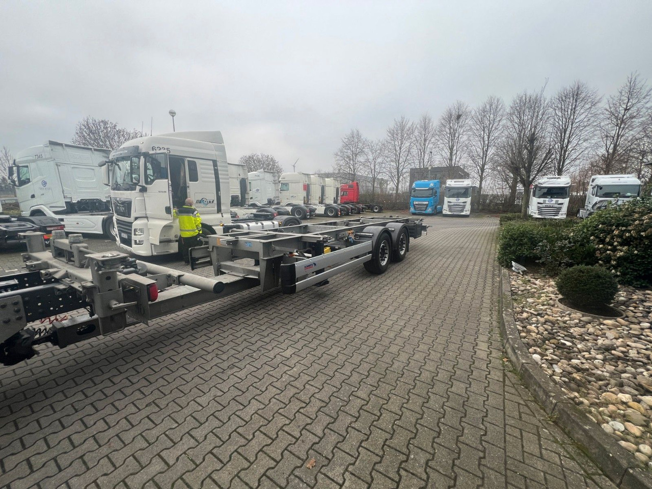 Schmitz Cargobull ZWF 18/L-20' MIDI - Konteinerveduk/ Tõstuk järelhaagis: pilt 4 Schmitz Cargobull ZWF 18/L-20' MIDI - Konteinerveduk/ Tõstuk järelhaagis: pilt 4