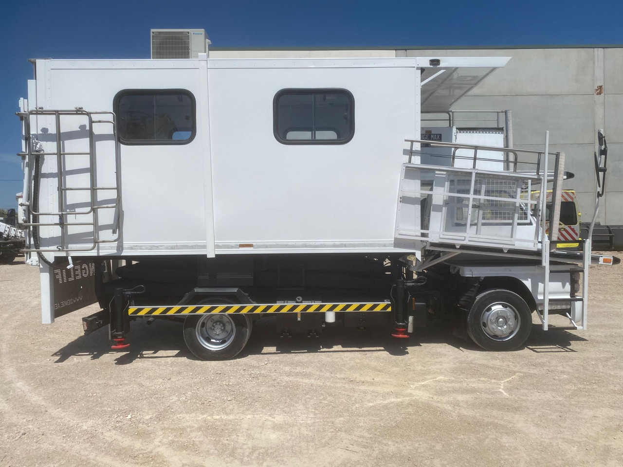 DENGE 5801 - Ambulift sõiduk: pilt 2 DENGE 5801 - Ambulift sõiduk: pilt 2