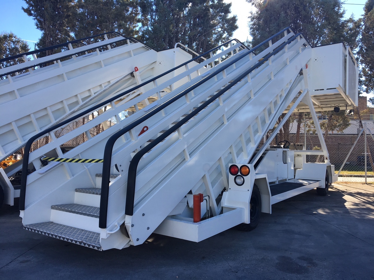 JBT Passenger Stairs Smart Step - Reisijate trepp: pilt 1 JBT Passenger Stairs Smart Step - Reisijate trepp: pilt 1