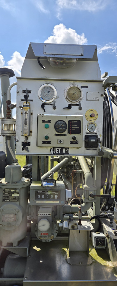 Renault JetA1 - Kommunaal-/ Erisõiduk: pilt 5 Renault JetA1 - Kommunaal-/ Erisõiduk: pilt 5