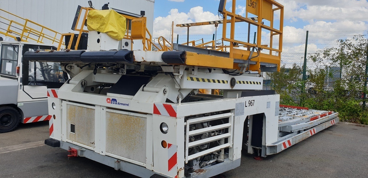 Lower Deck Loader 7 tons Air Marrel LAM7000 - Konteinerite/ Aluste laadimisseade: pilt 1 Lower Deck Loader 7 tons Air Marrel LAM7000 - Konteinerite/ Aluste laadimisseade: pilt 1