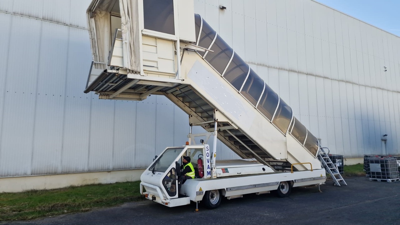 SOVAM Passenger Stairs 1.9 SPS - Reisijate trepp: pilt 1 SOVAM Passenger Stairs 1.9 SPS - Reisijate trepp: pilt 1