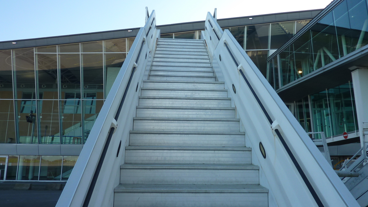 TLD Passenger stairs ABS580 - Reisijate trepp: pilt 2 TLD Passenger stairs ABS580 - Reisijate trepp: pilt 2