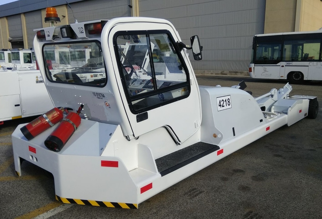TLD Towbarless Pushback TPX 100 E - Lennukite puksiirsõiduk: pilt 1 TLD Towbarless Pushback TPX 100 E - Lennukite puksiirsõiduk: pilt 1