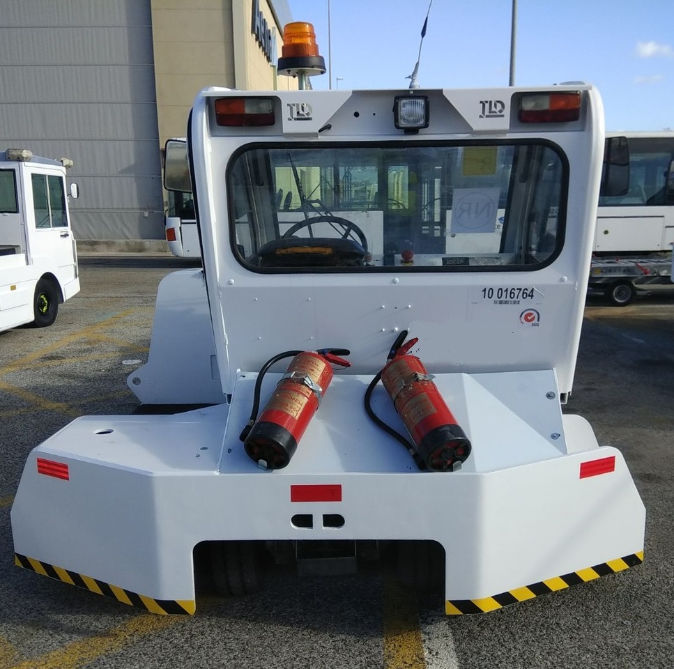TLD Towbarless Pushback TPX 100 E - Lennukite puksiirsõiduk: pilt 2 TLD Towbarless Pushback TPX 100 E - Lennukite puksiirsõiduk: pilt 2