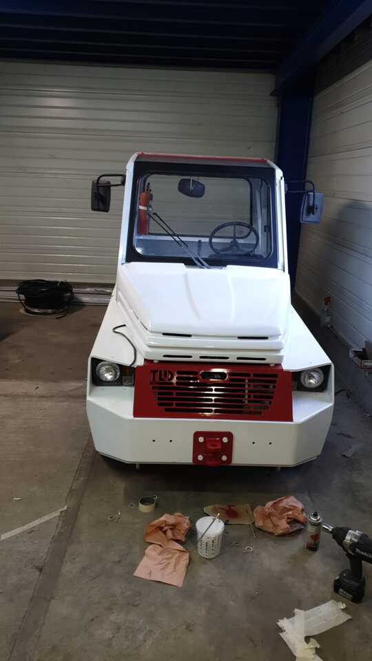 Tractors TLD TMX20 - Pagasiveok: pilt 1 Tractors TLD TMX20 - Pagasiveok: pilt 1