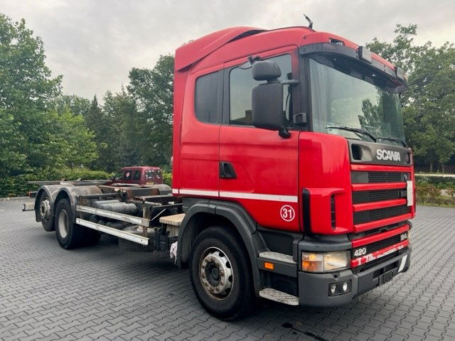 Scania R124-420 .420 6x2 - Kabiinišassiiga veoauto: pilt 2 Scania R124-420 .420 6x2 - Kabiinišassiiga veoauto: pilt 2