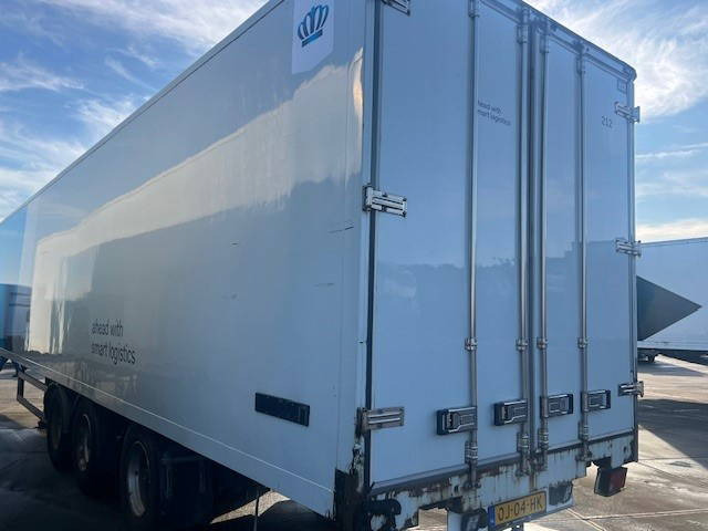 System Trailer PRS 27 - Furgoonpoolhaagis: pilt 4 System Trailer PRS 27 - Furgoonpoolhaagis: pilt 4