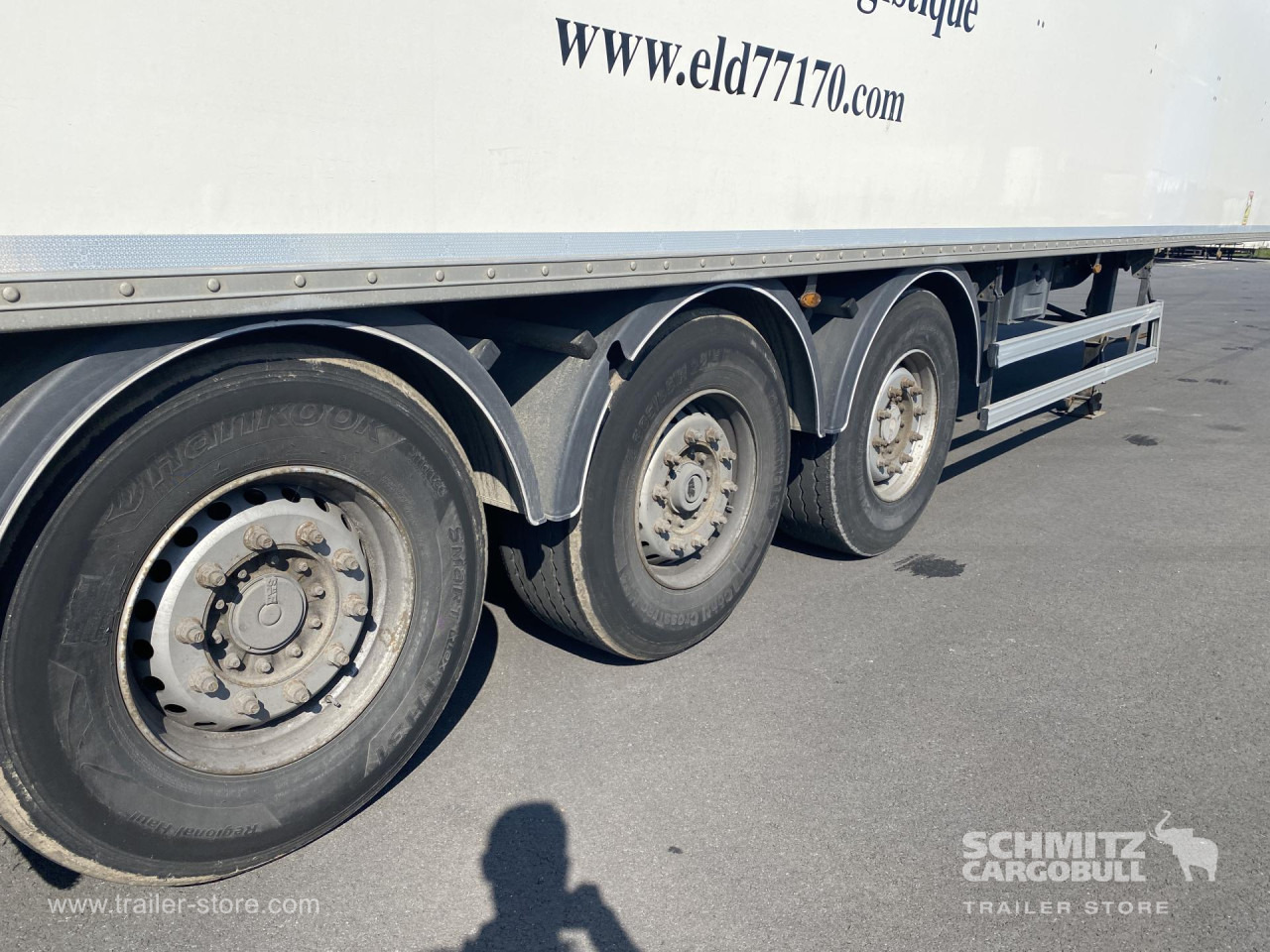 FRUEHAUF Dryfreight Standard - Furgoonpoolhaagis: pilt 2 FRUEHAUF Dryfreight Standard - Furgoonpoolhaagis: pilt 2