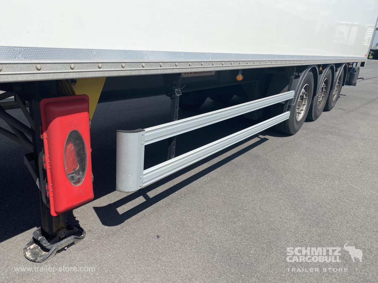 FRUEHAUF Dryfreight Standard Roller shutter door - Furgoonpoolhaagis: pilt 5 FRUEHAUF Dryfreight Standard Roller shutter door - Furgoonpoolhaagis: pilt 5