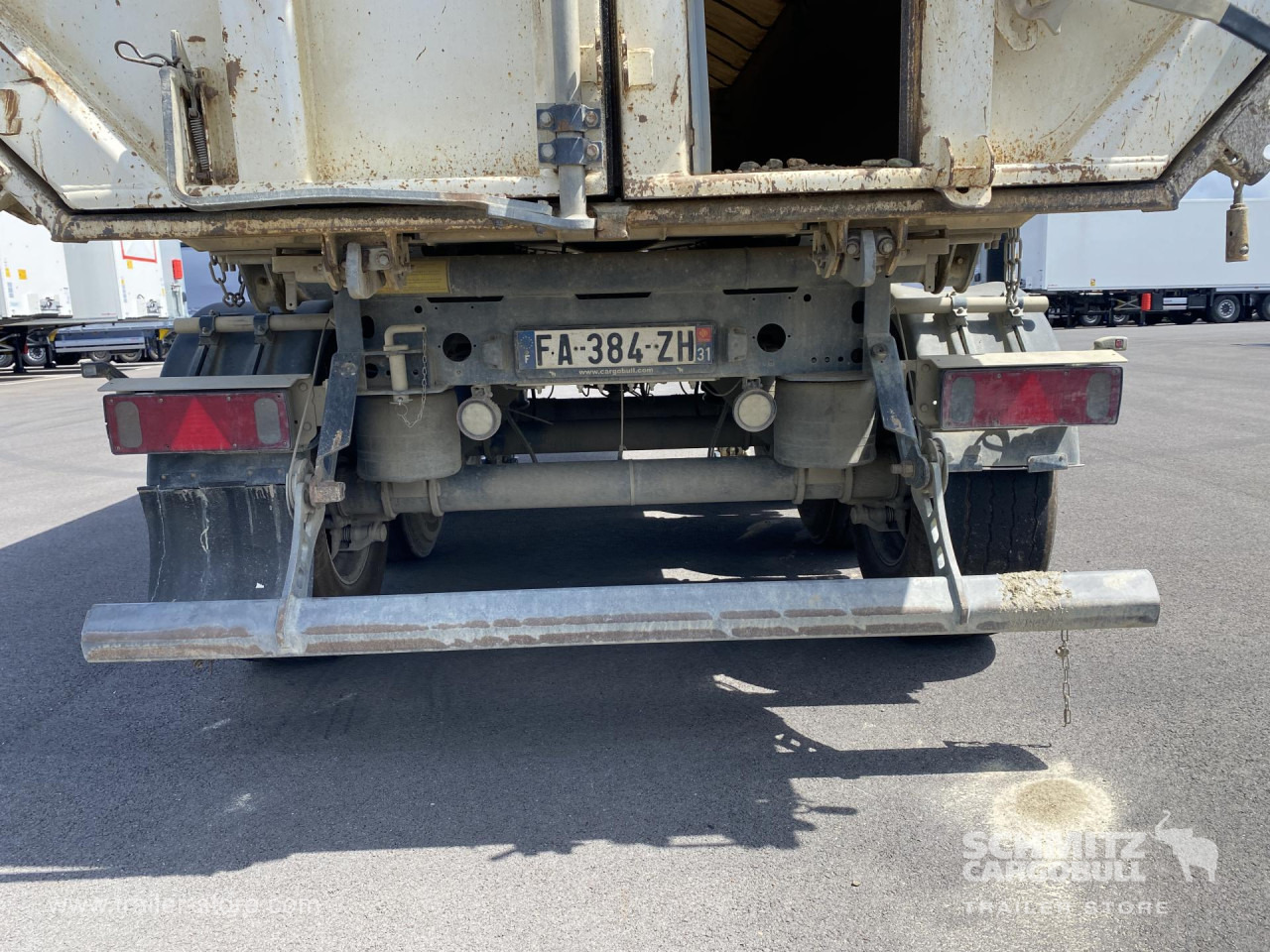 SCHMITZ Tipper Steel half pipe body 24m³ - Kallur-poolhaagis: pilt 3 SCHMITZ Tipper Steel half pipe body 24m³ - Kallur-poolhaagis: pilt 3