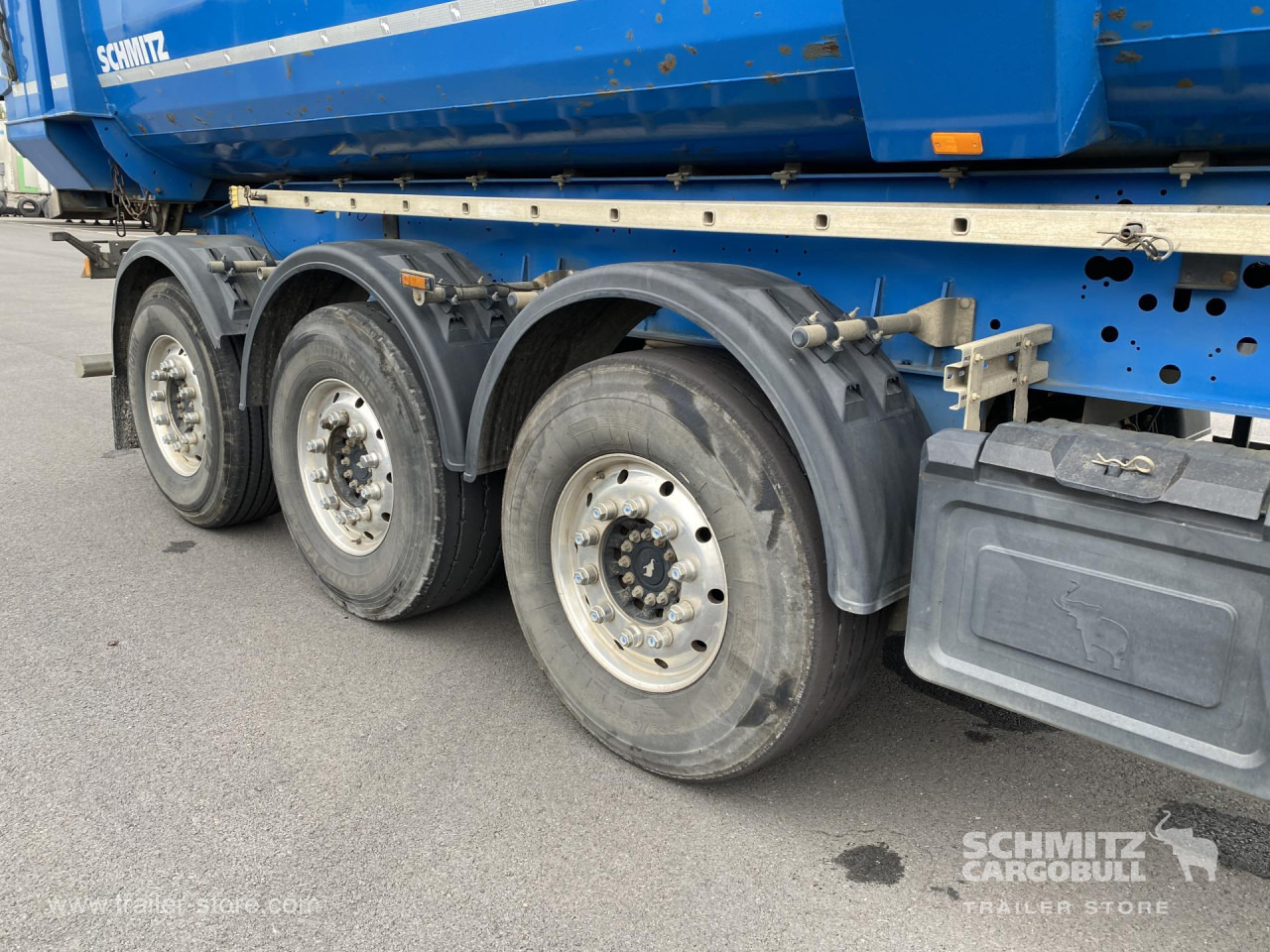 SCHMITZ Tipper steel half pipe body 46m³ - Kallur-poolhaagis: pilt 2 SCHMITZ Tipper steel half pipe body 46m³ - Kallur-poolhaagis: pilt 2